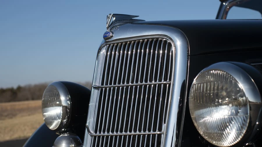 1935 Ford Model 48 & 68 - Image 4 of 13
