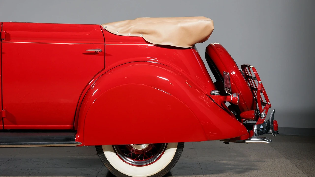 1935 Ford Model 48 & 68 - Image 21 of 31