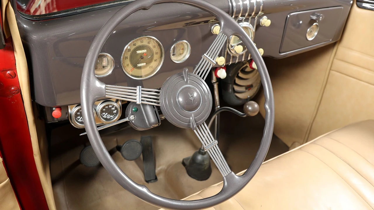 1935 Ford Model 48 & 68 - Image 28 of 31