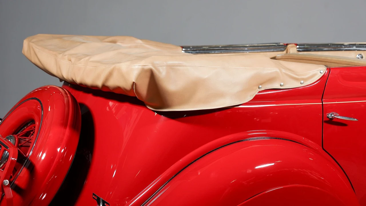 1935 Ford Model 48 & 68 - Image 25 of 31