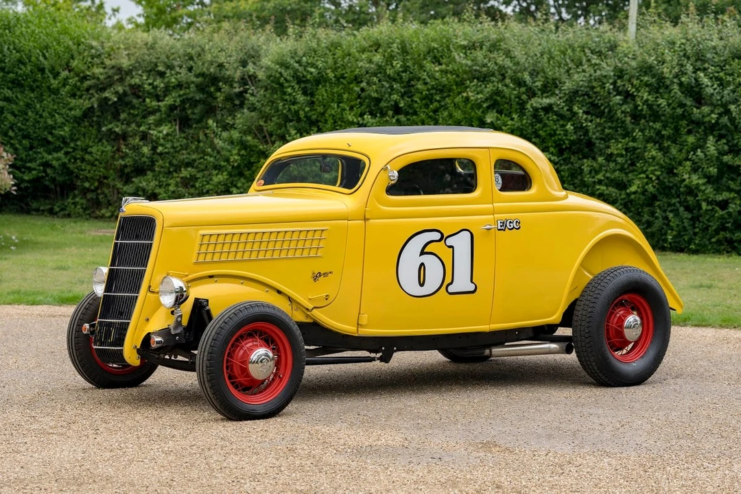 1935 Ford Model 48 & 68 - Image 11 of 31