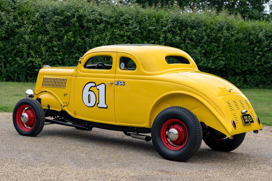 1935 Ford Model 48 & 68 - Image 18 of 31