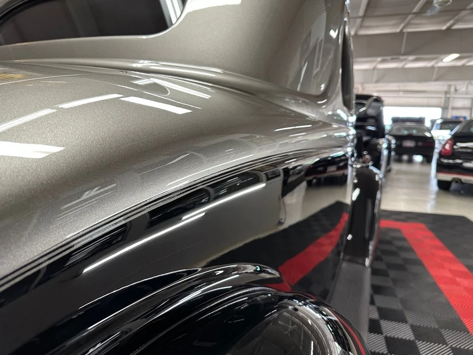 1935 Ford Model 48 & 68 - Image 26 of 31