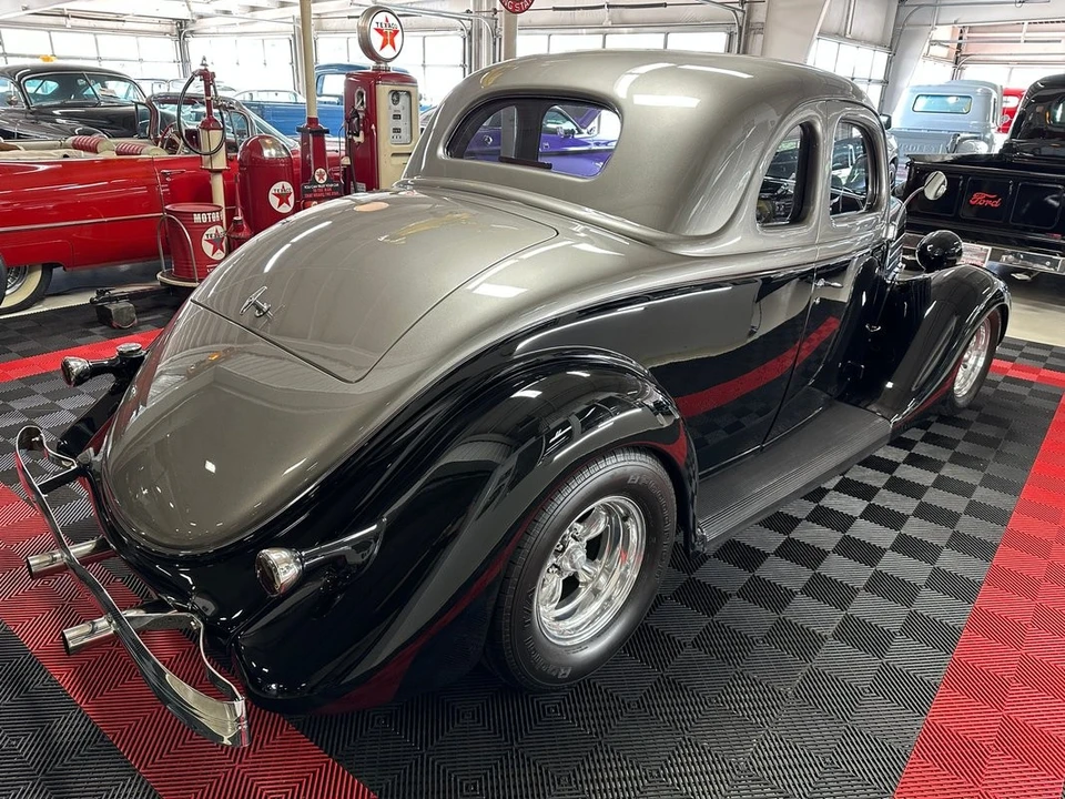 1935 Ford Model 48 & 68 - Image 25 of 31