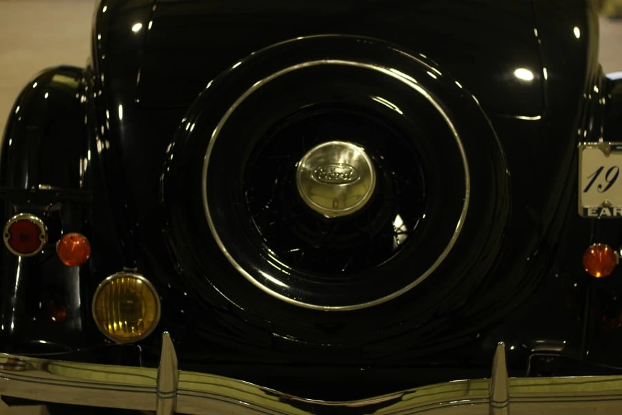1935 Ford Model 48 & 68 - Image 15 of 19