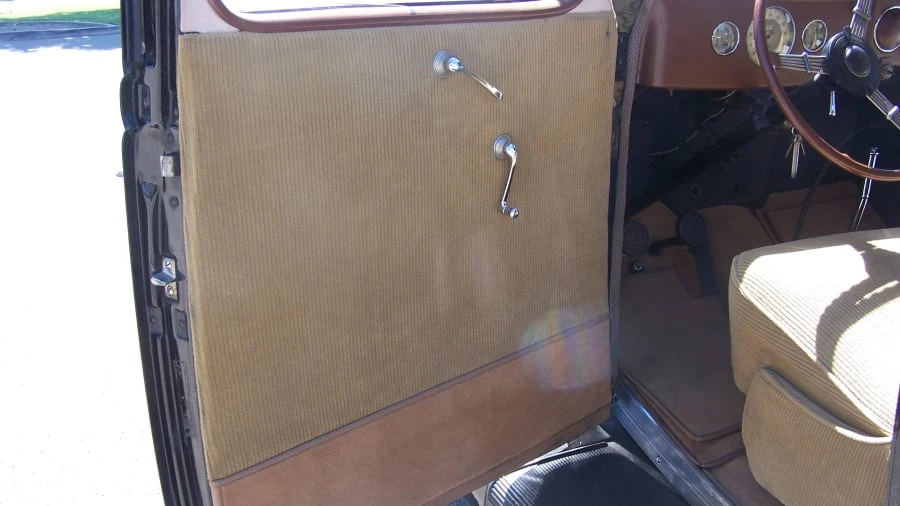 1935 Ford Model 48 & 68 - Image 6 of 12