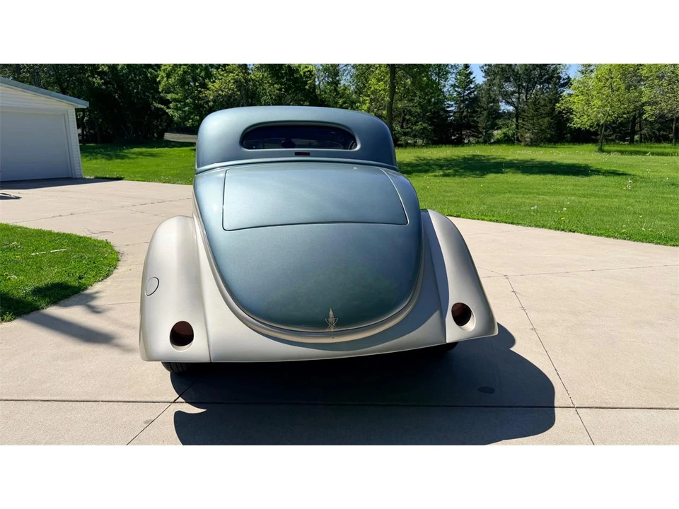 1935 Ford Model 48 & 68 - Image 8 of 31