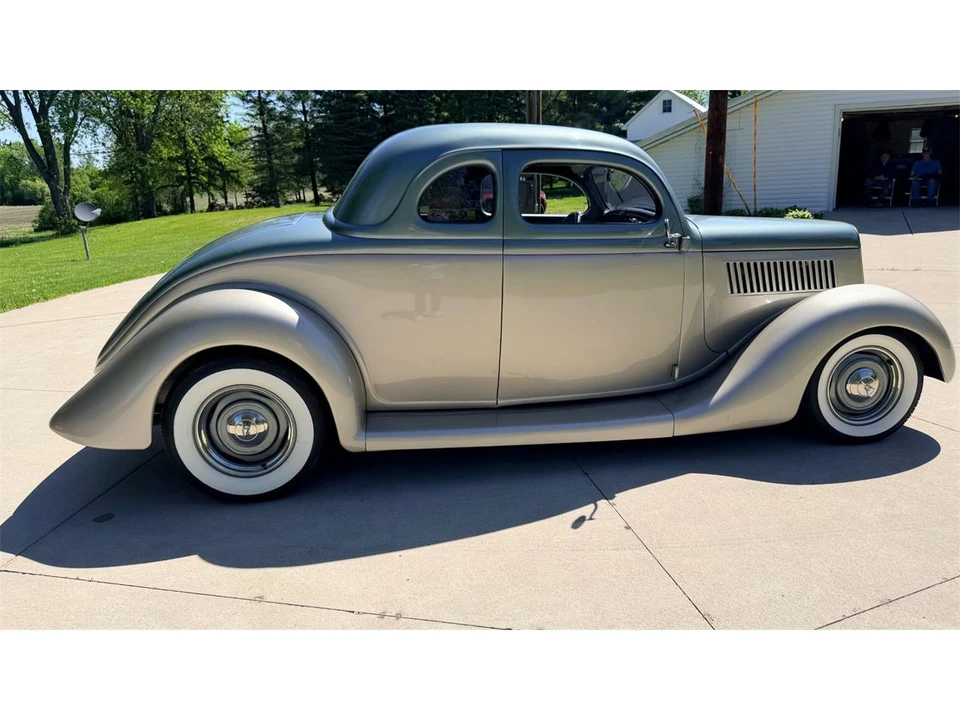 1935 Ford Model 48 & 68 - Image 5 of 31