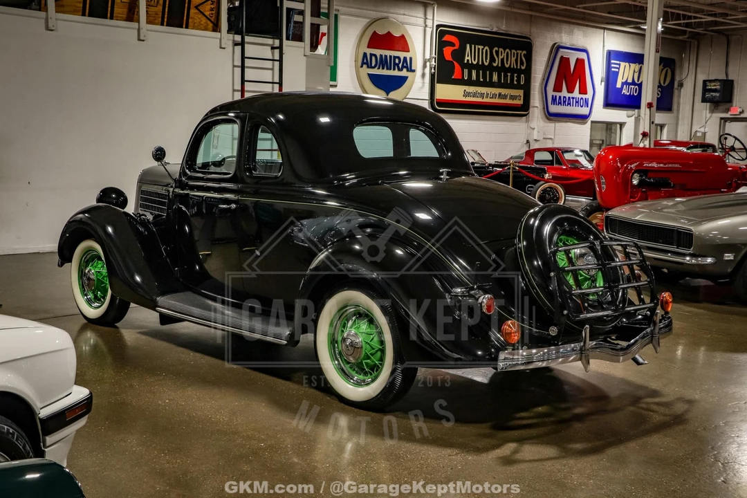 1935 Ford Model 48 & 68 - Image 7 of 31