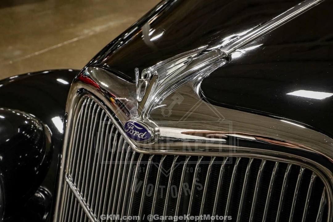 1935 Ford Model 48 & 68 - Image 27 of 31