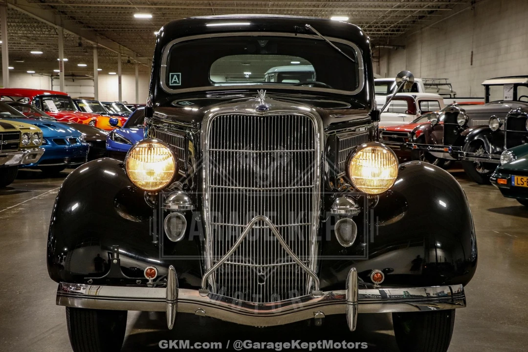 1935 Ford Model 48 & 68 - Image 21 of 31