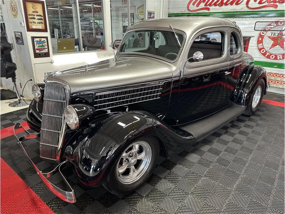 1935 Ford Model 48 & 68 - Image 8 of 31