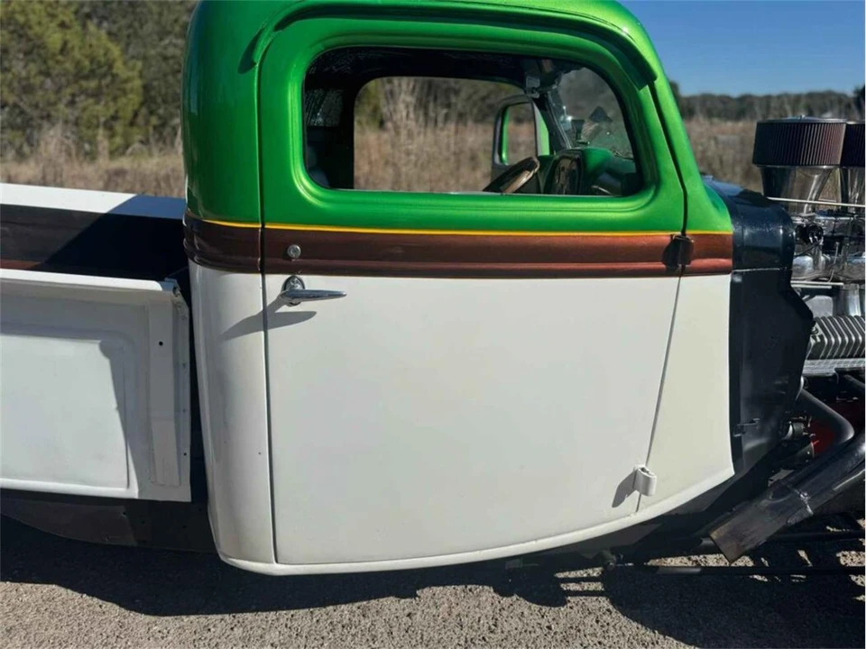 1935 Ford Model 48 & 68 - Image 13 of 23