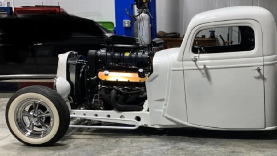 1935 Ford Model 48 & 68 - Image 6 of 9