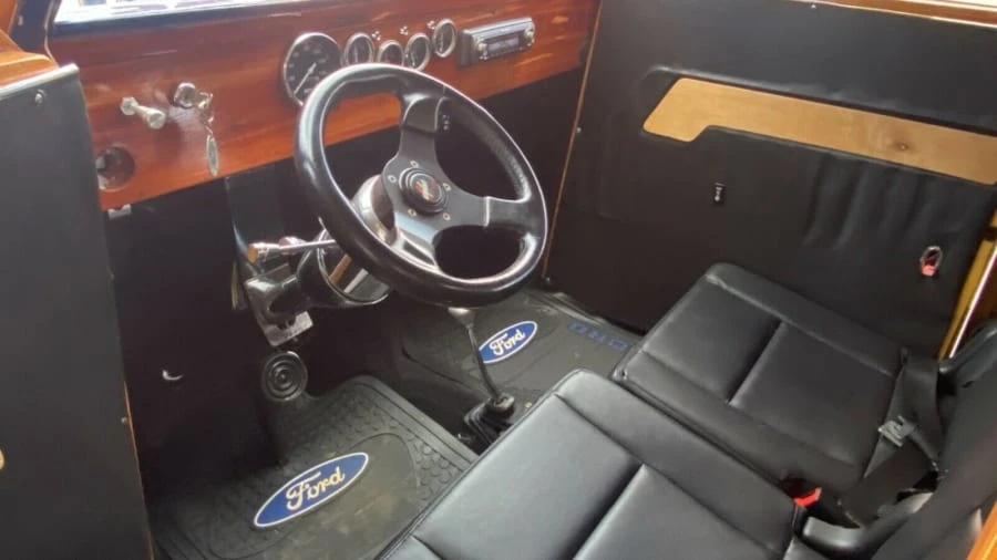 1935 Ford Model 48 & 68 - Image 4 of 11