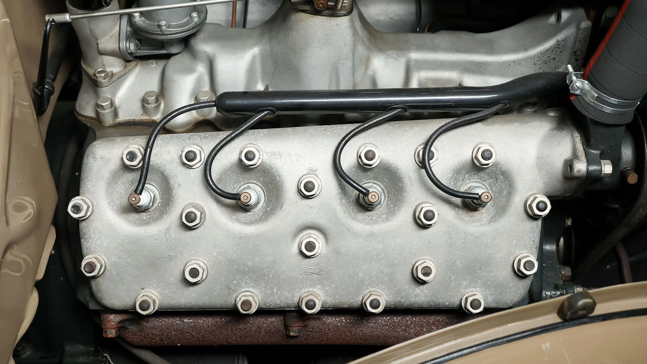 1935 Ford Standard & Deluxe & Super Deluxe - Image 30 of 31