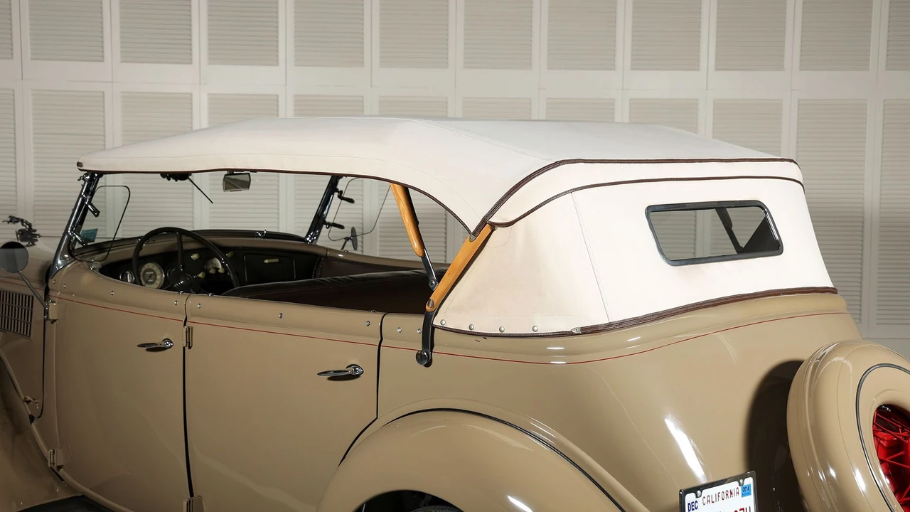1935 Ford Standard & Deluxe & Super Deluxe - Image 16 of 31