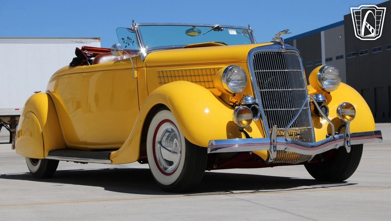 1935 Ford Model 48 & 68 - Image 5 of 12