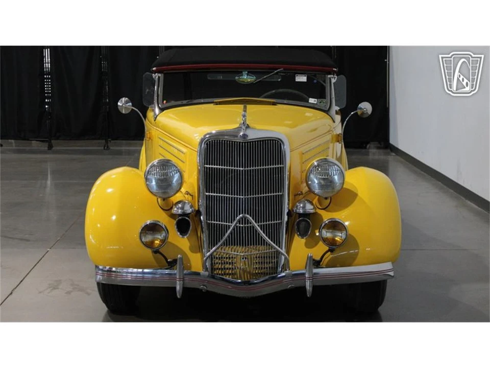 1935 Ford Standard & Deluxe & Super Deluxe - Image 14 of 31