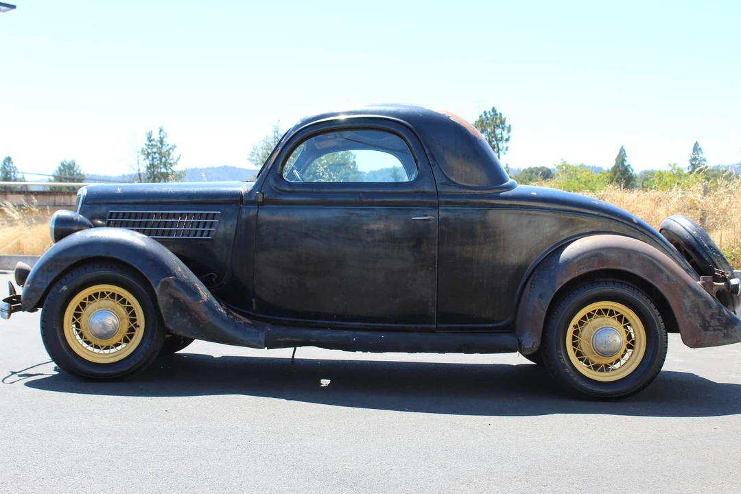 1935 Ford Model 48 & 68 - Image 12 of 31