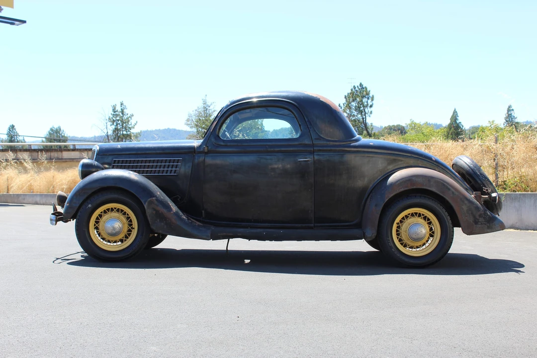 1935 Ford Model 48 & 68 - Image 13 of 31