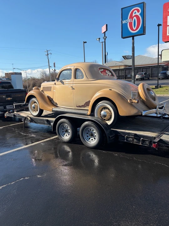 1935 Ford Model 48 & 68 - Image 6 of 12