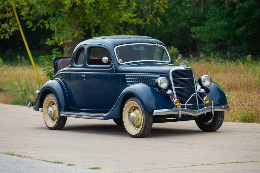 1935 Ford Model 48 & 68 - Image 4 of 26