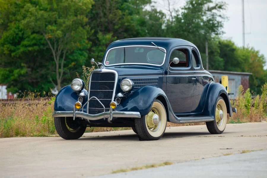 1935 Ford Model 48 & 68 - Image 8 of 26
