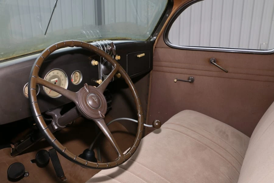 1935 Ford Model 48 & 68 - Image 11 of 14