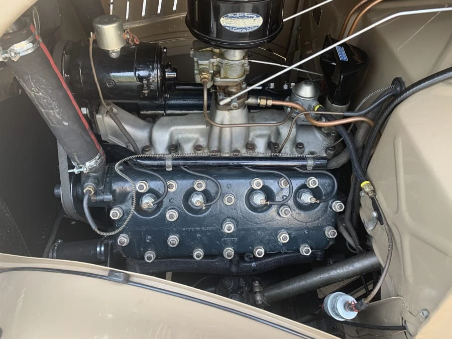1935 Ford Model 48 & 68 - Image 8 of 12