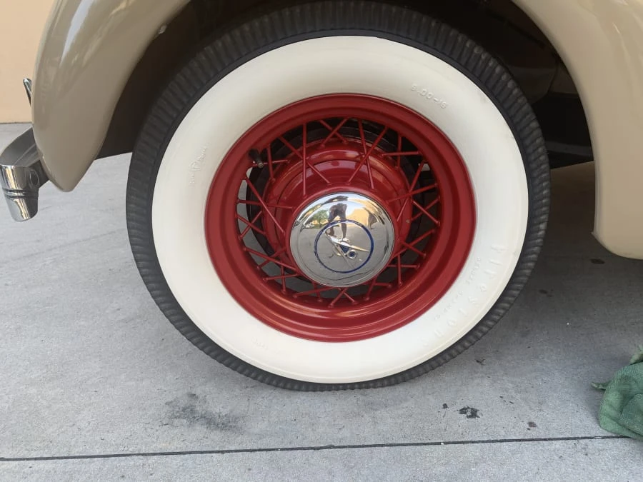 1935 Ford Model 48 & 68 - Image 9 of 12