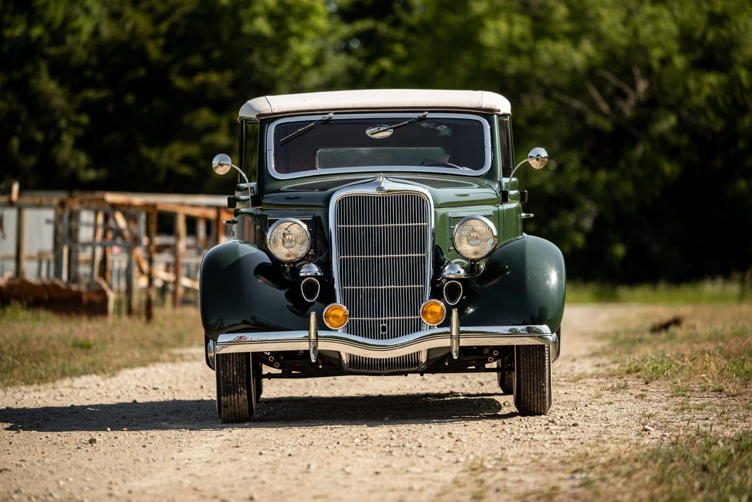 1935 Ford Model 48 & 68 - Image 4 of 31