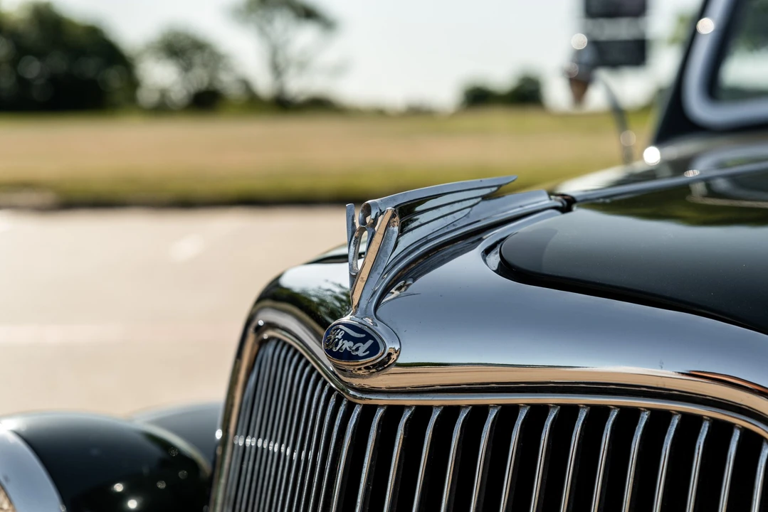 1935 Ford Model 48 & 68 - Image 22 of 31