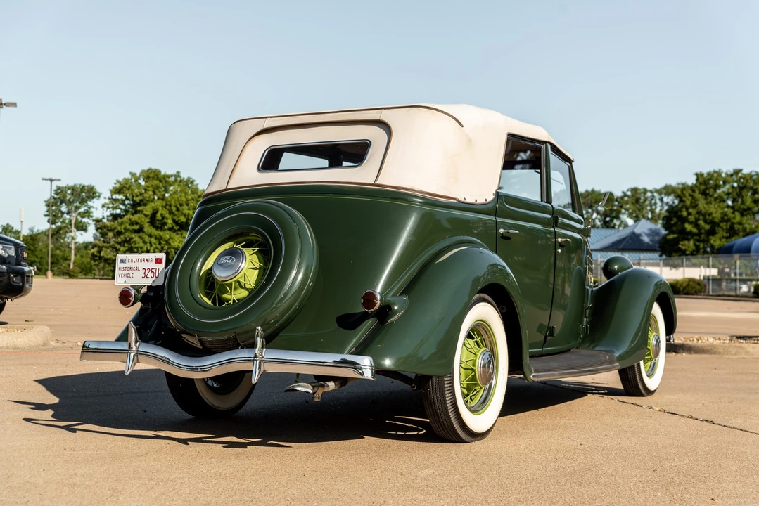 1935 Ford Model 48 & 68 - Image 10 of 31