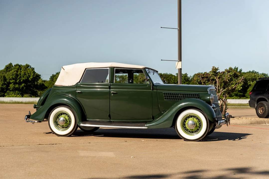 1935 Ford Model 48 & 68 - Image 8 of 31