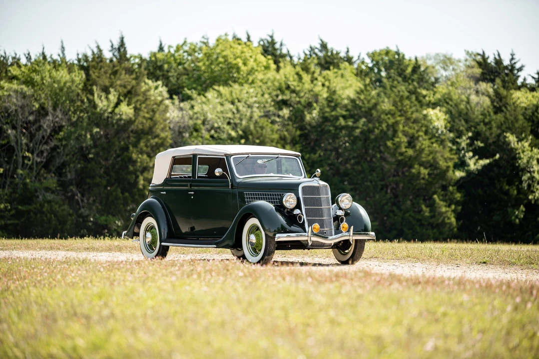 1935 Ford Model 48 & 68 - Image 5 of 31