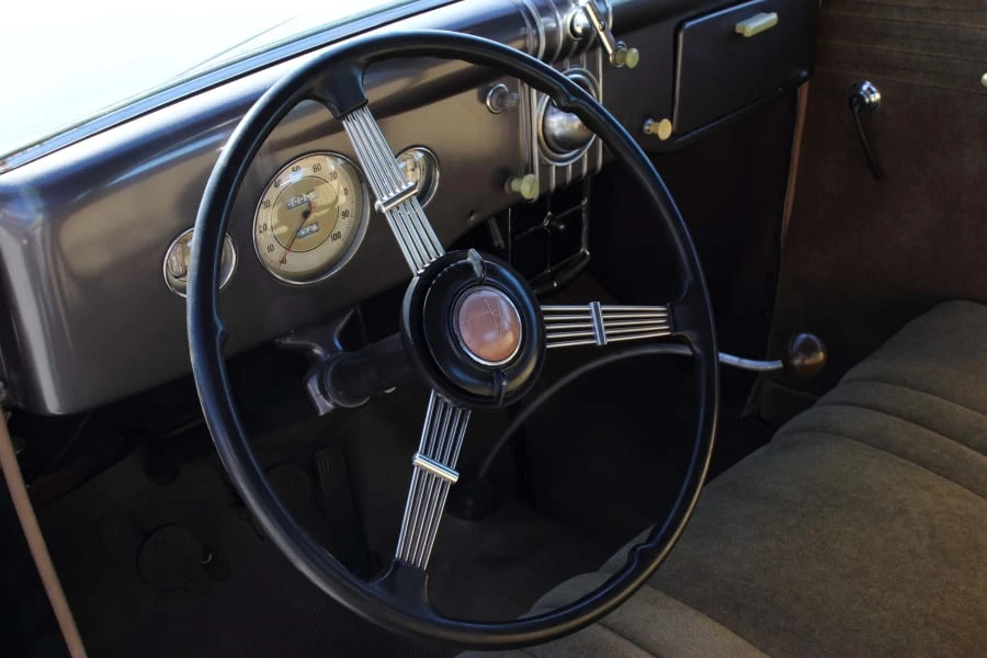 1935 Ford Model 48 & 68 - Image 6 of 12