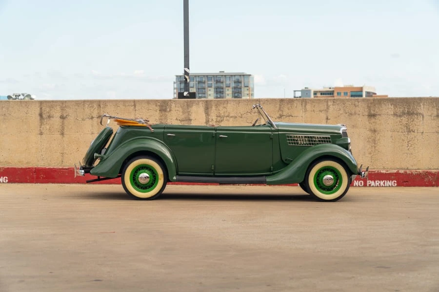 1935 Ford Model 48 & 68 - Image 5 of 17