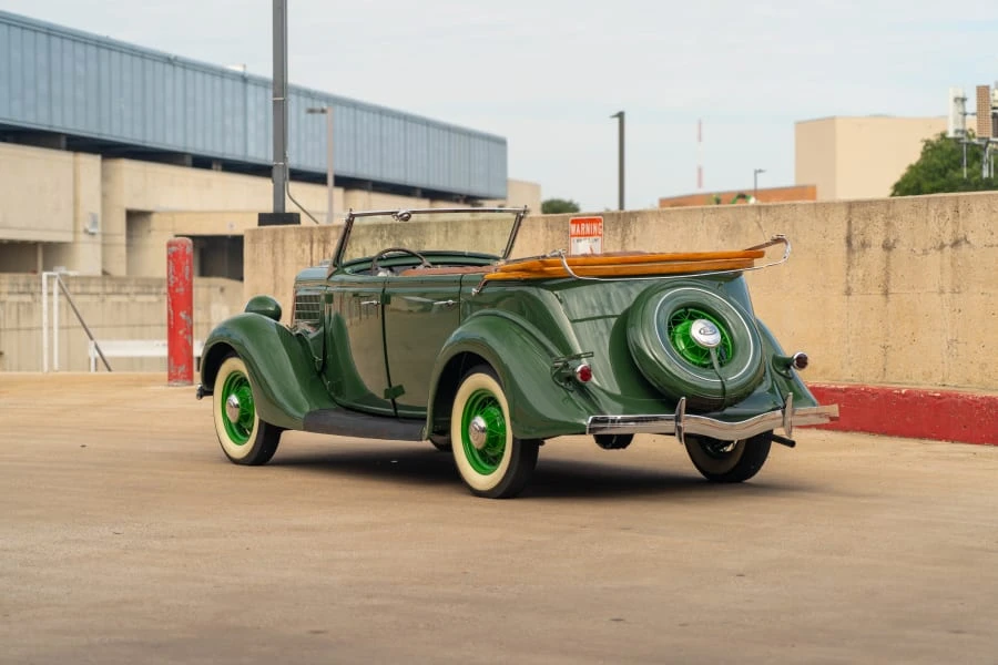 1935 Ford Model 48 & 68 - Image 6 of 17