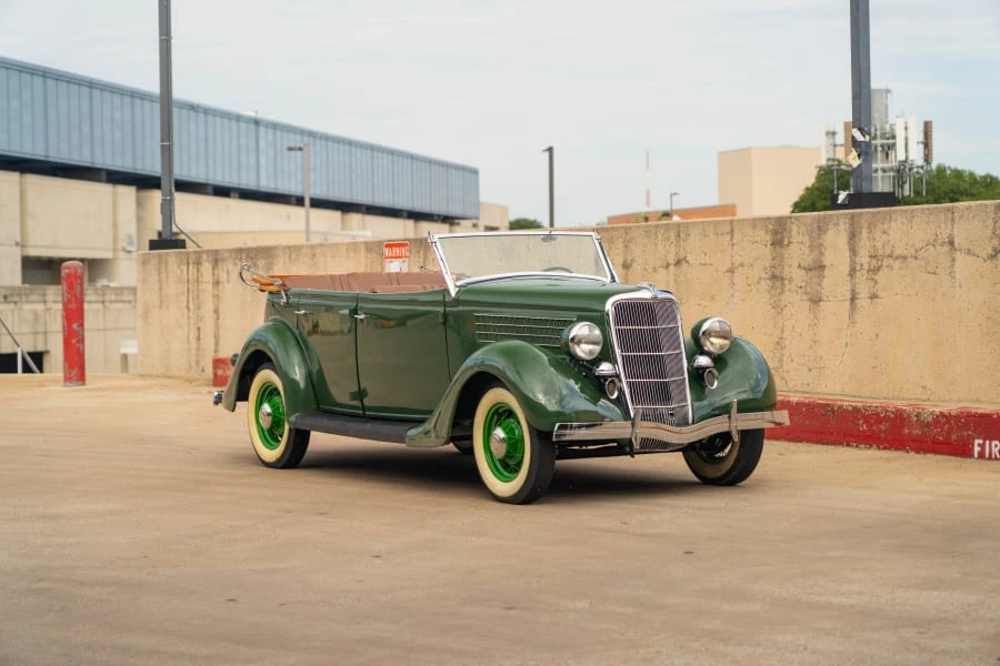 1935 Ford Model 48 & 68 - Image 7 of 17