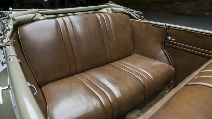 1935 Ford Model 48 & 68 - Image 16 of 31