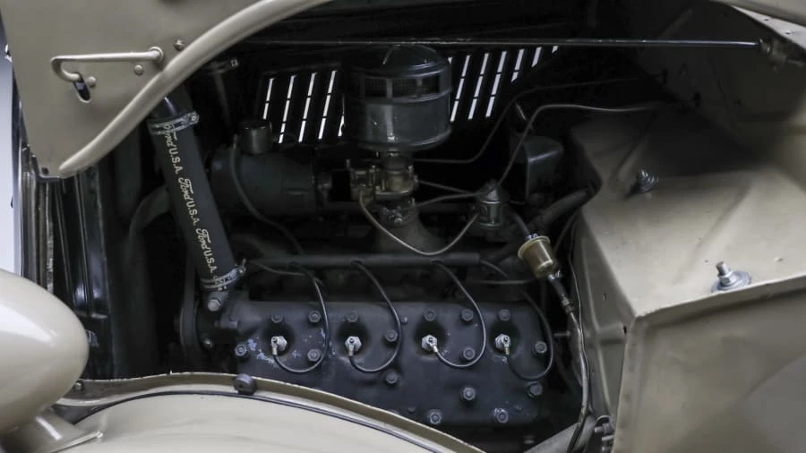 1935 Ford Model 48 & 68 - Image 30 of 31
