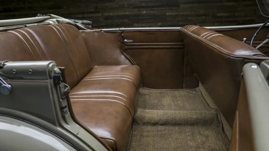 1935 Ford Model 48 & 68 - Image 27 of 31
