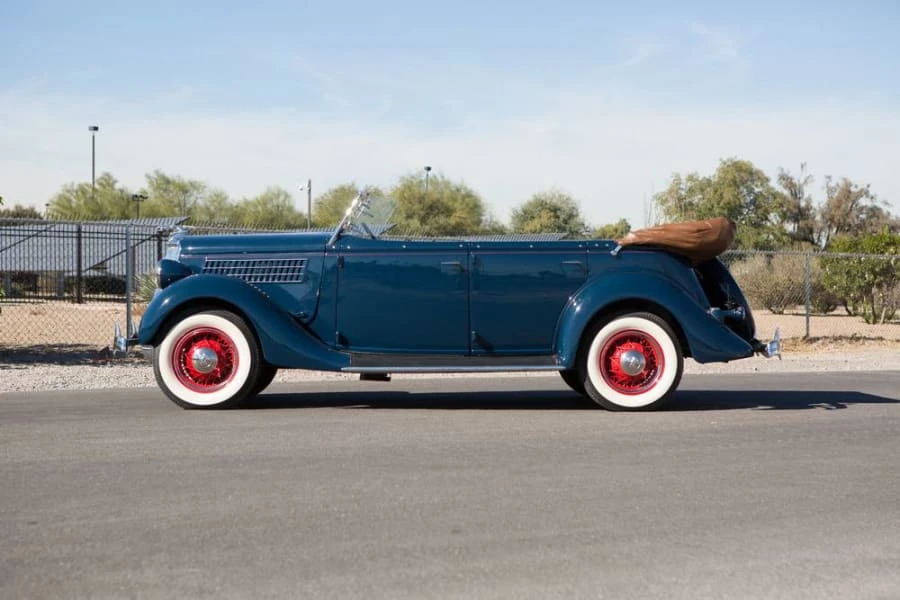 1935 Ford Model 48 & 68 - Image 2 of 12