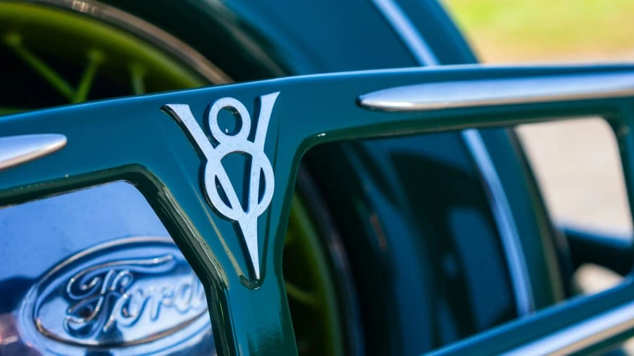 1935 Ford Model 48 & 68 - Image 9 of 12