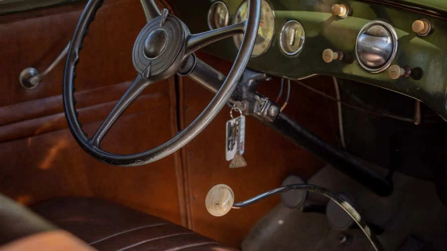1935 Ford Model 48 & 68 - Image 21 of 24