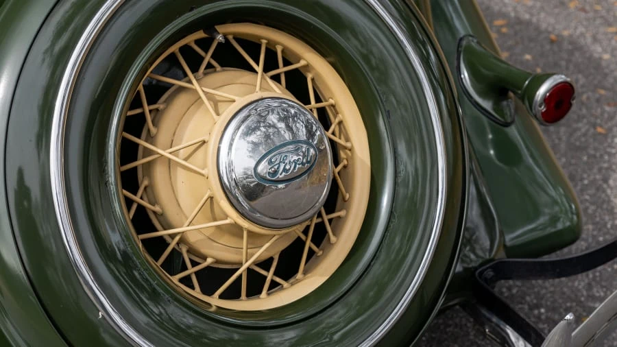 1935 Ford Model 48 & 68 - Image 12 of 16
