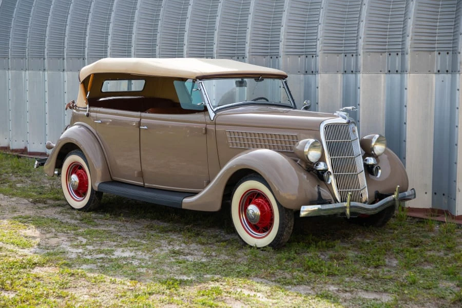 1935 Ford Model 48 & 68 - Image 11 of 20