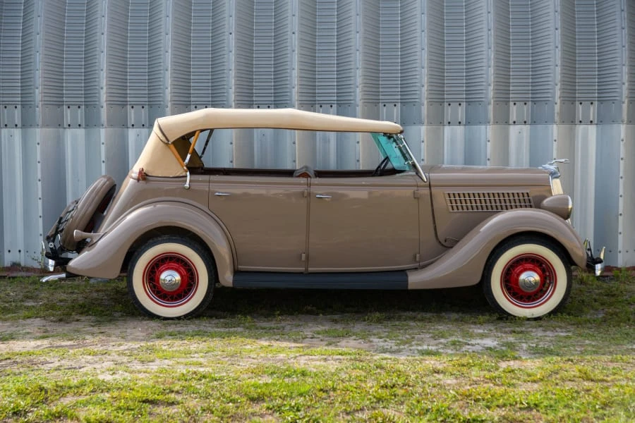 1935 Ford Model 48 & 68 - Image 12 of 20