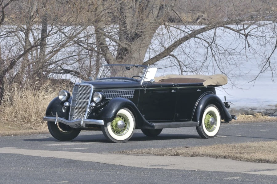 1935 Ford Model 48 & 68 - Image 9 of 12